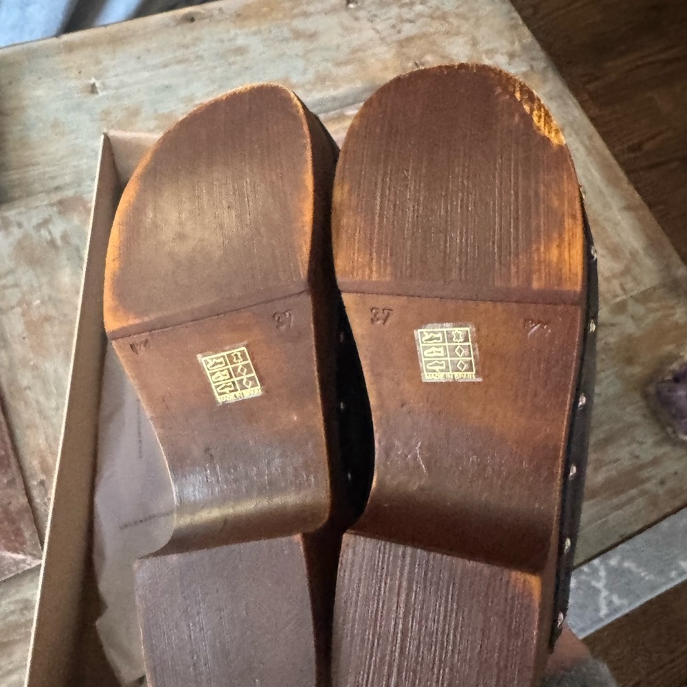 By Anthropologie wood mules like new with once - Picture 11 of 13